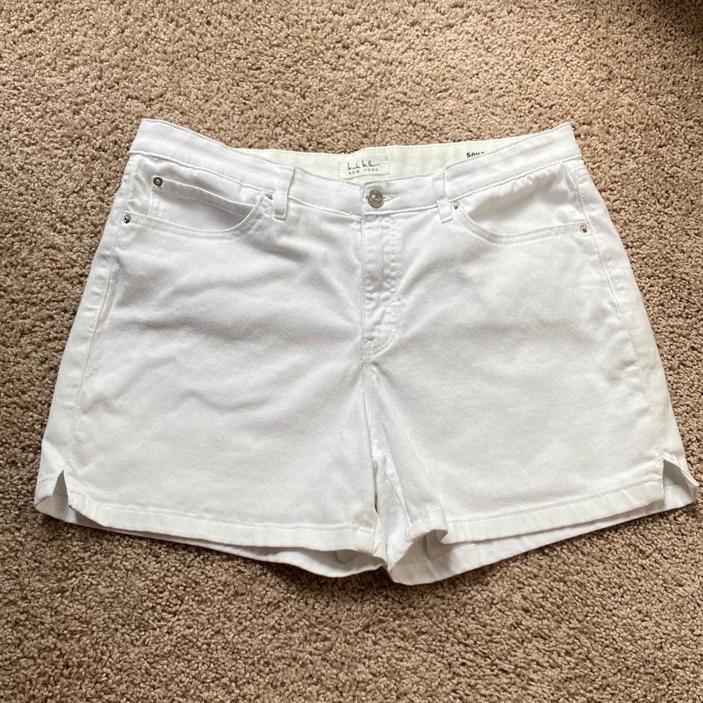 Nicole Miller 5” Inseam High Rise White Shorts Size 12 Stretch